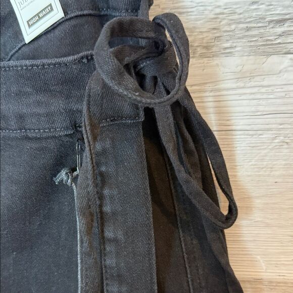 Judy Blue Black High Waisted Skort - Picture 4 of 6